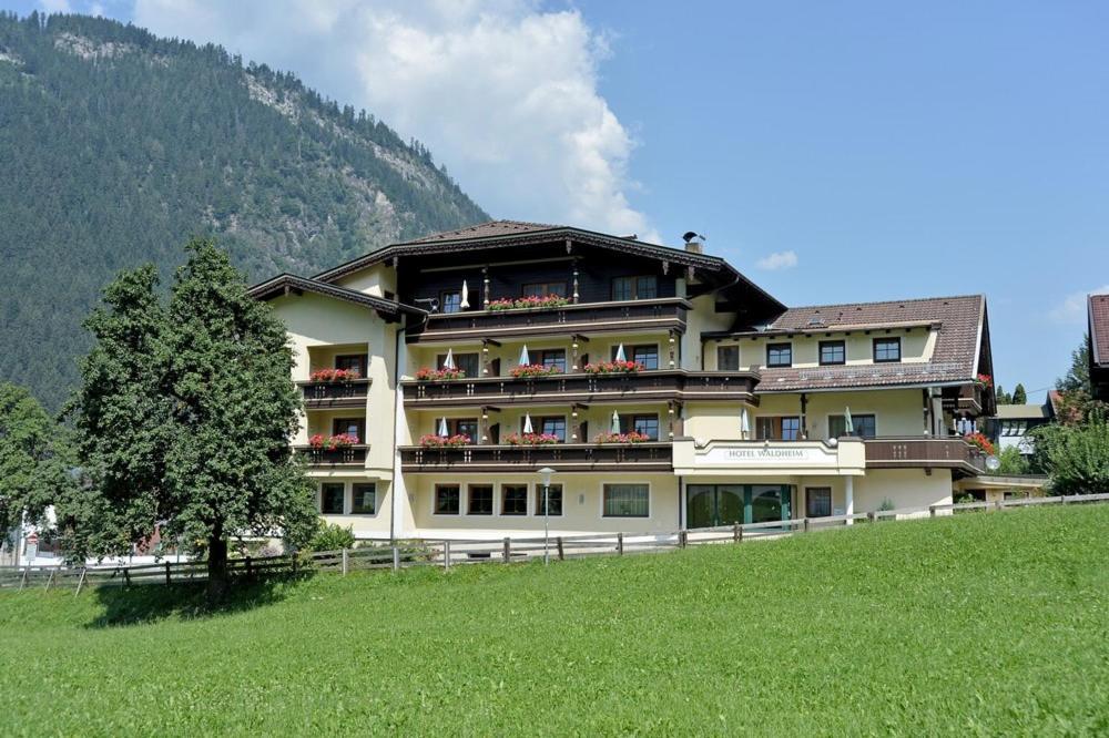 Hotel Waldheim Garni Mayrhofen Exterior foto